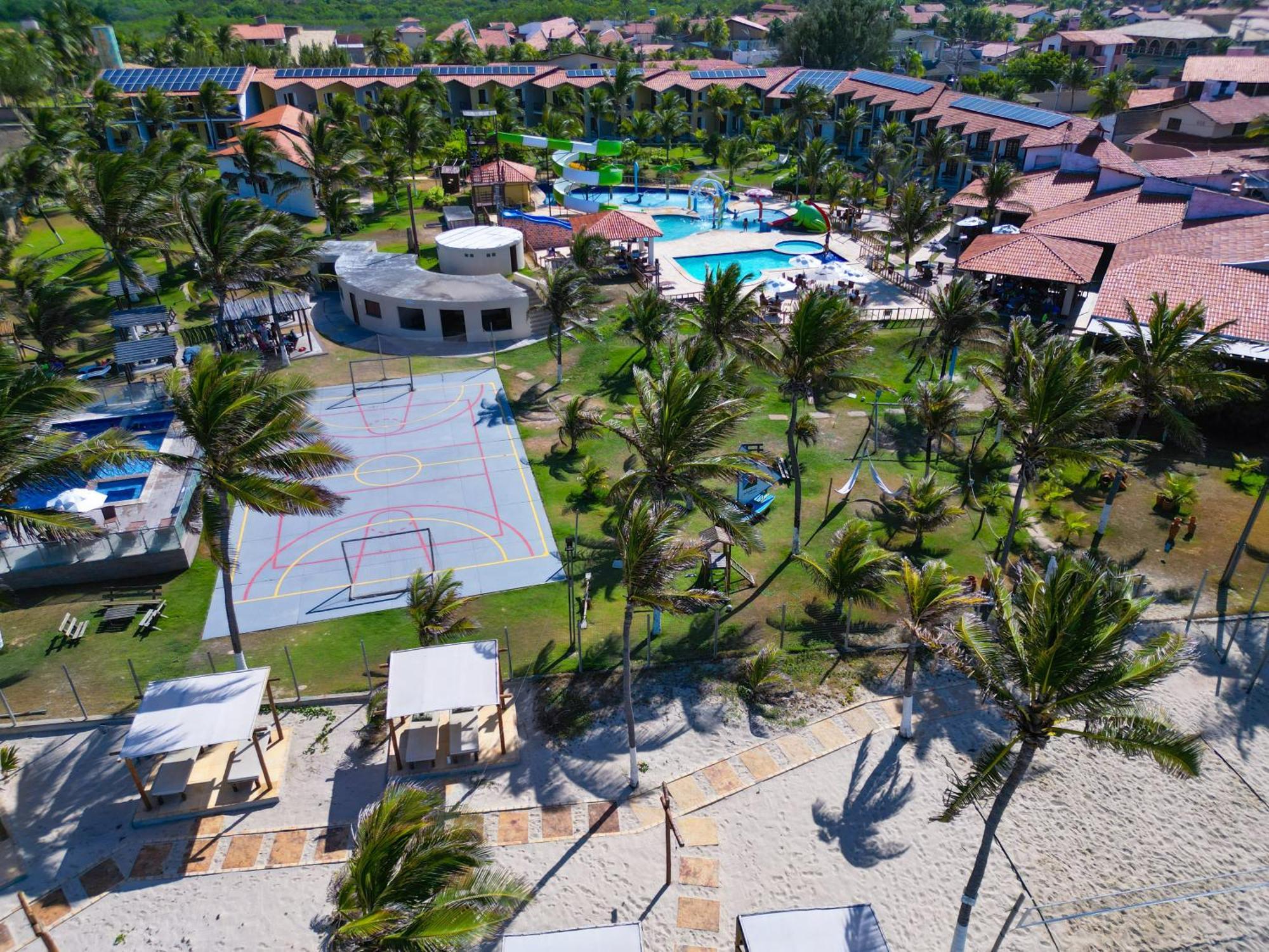 Jangadeiro Praia Hotel Resort - Parque Aquatico E Pe Na Areia Aquiraz Exterior photo