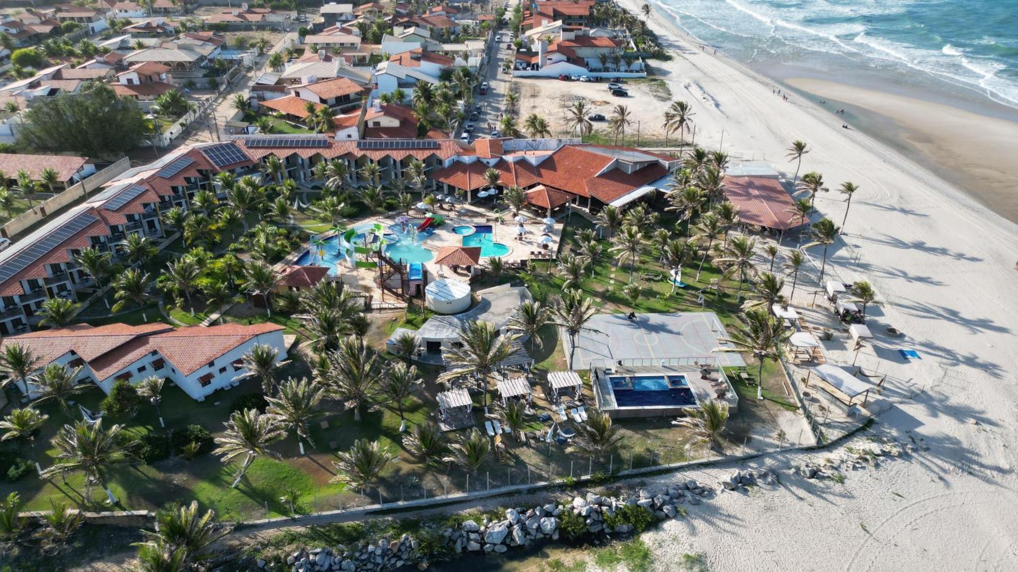 Jangadeiro Praia Hotel Resort - Parque Aquatico E Pe Na Areia Aquiraz Exterior photo